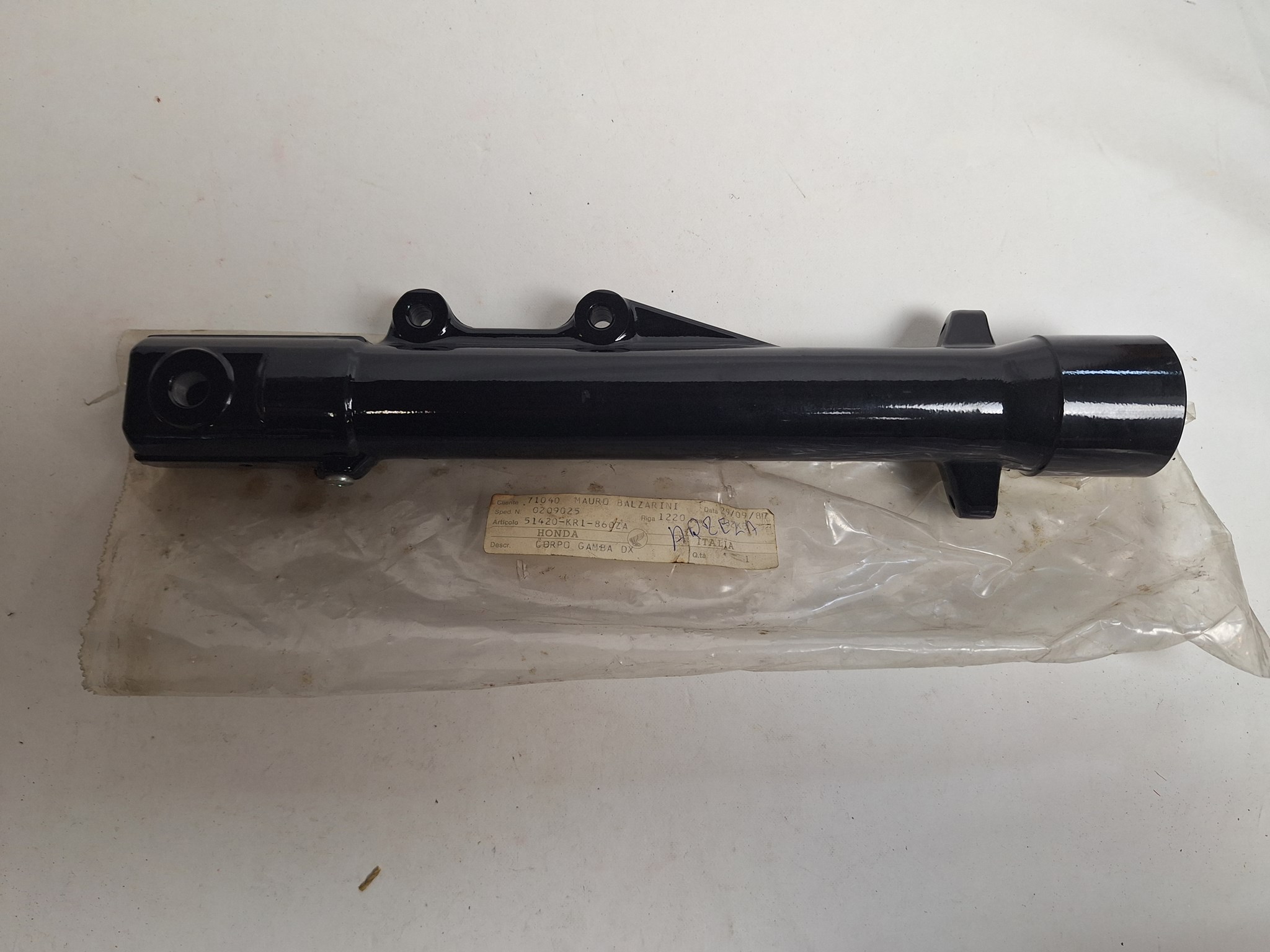 Picture of GABELTAUCHROHR VORNE RE.  51420-KR1-860ZA  NS 125 R2J